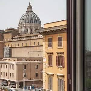 vista-su-san-pietro-la-venere-su-roma-apartment.it-romehotels.com/